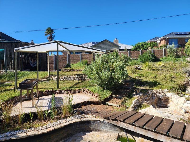 3 Bedroom Property for Sale in Stilbaai Wes Western Cape